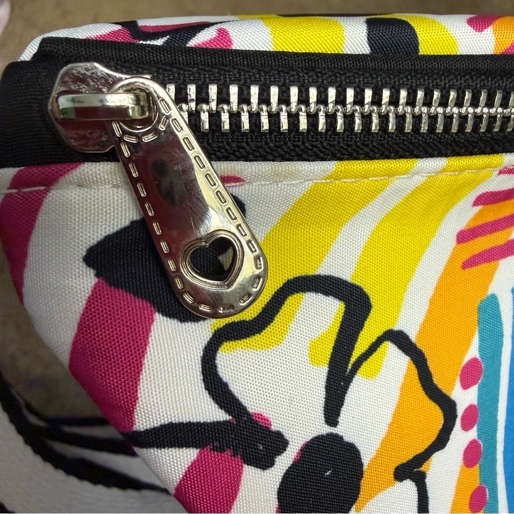 Brighton Graffiti Love crossbody belt bag purse - Picture 4 of 6